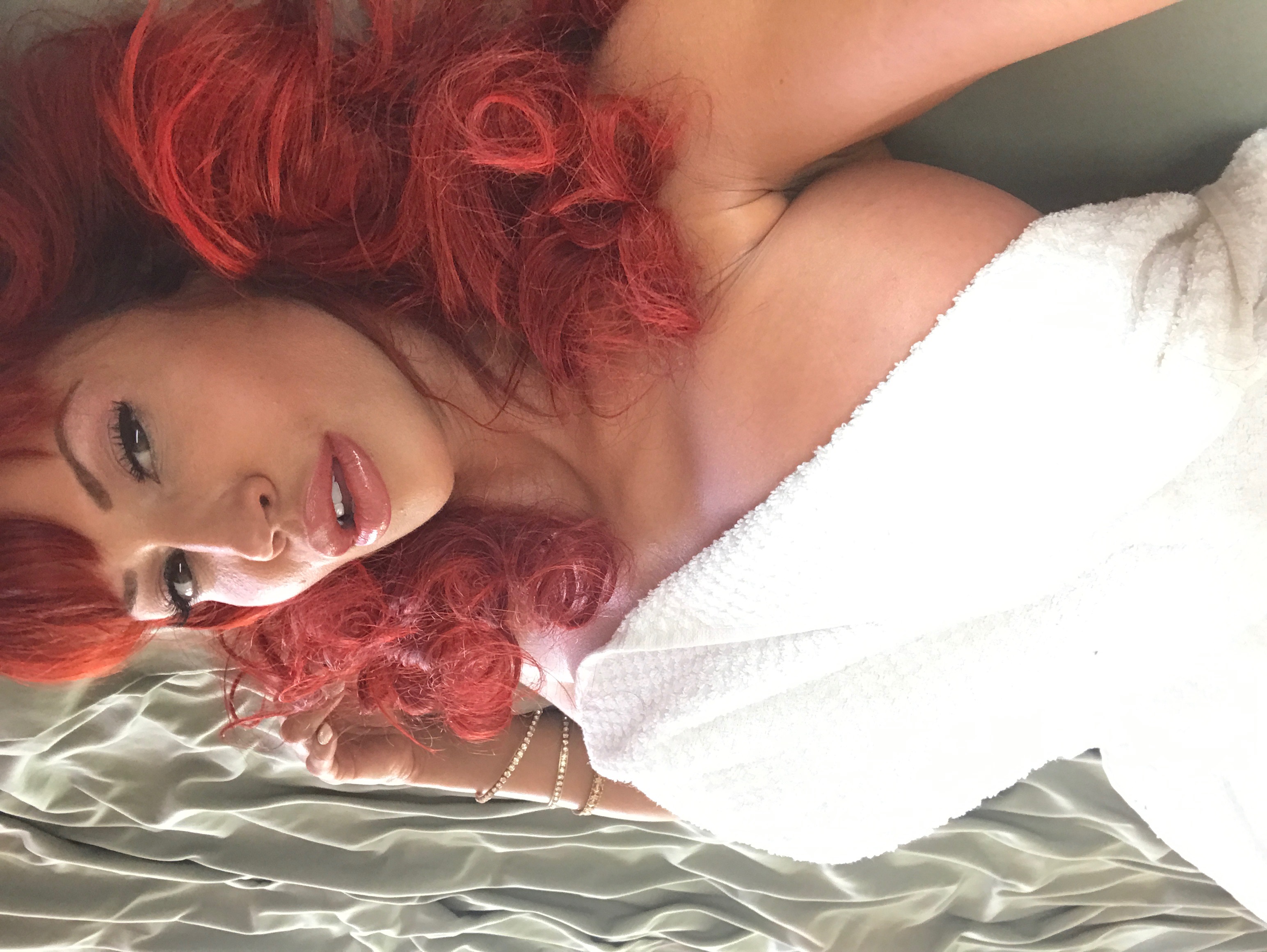 bianca beauchamp up close and personal 2017 06